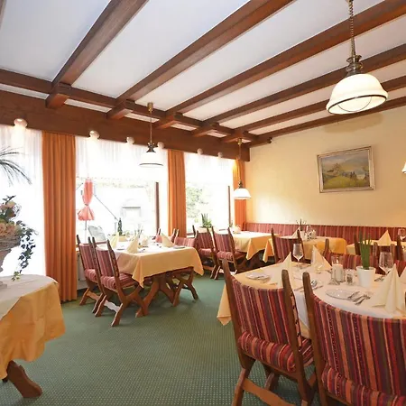 Burgfrieden 3*