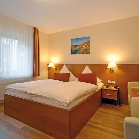 Hotel Burgfrieden 3*