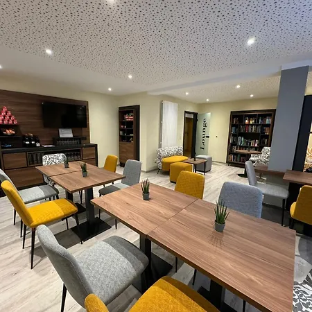 Burgfrieden Hotel 3*